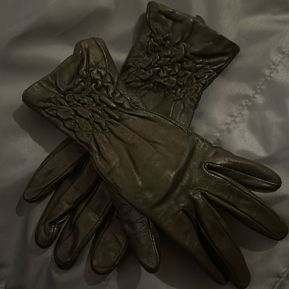 Romika leather glove